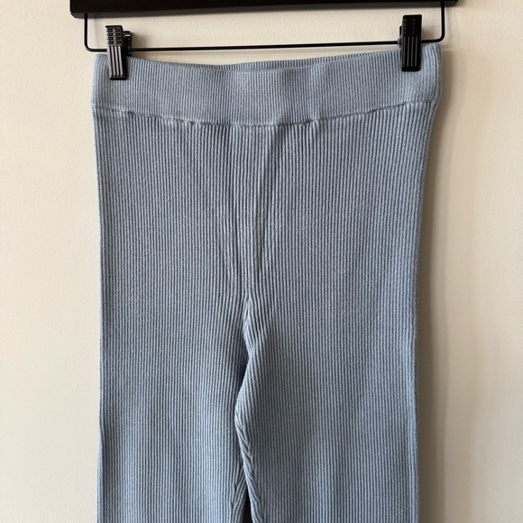 Abercrombie & Fitch Ribbed Kick Flare High Rise Sweater Pants - Dusty Blue - Picture 5 of 7